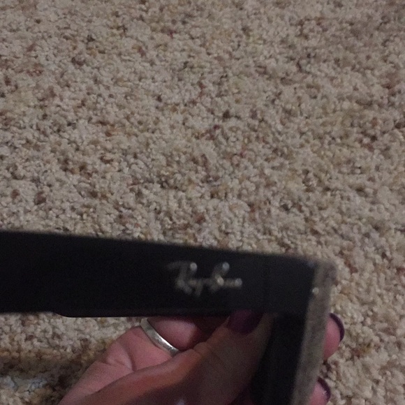 Ray Ban New wayfarer sunglasses - Picture 5 of 7